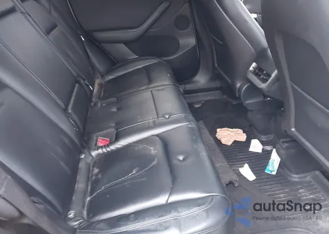 2022 Tesla Model Y Long Range Dual Motor All-Wheel Drive z USA, uszkodzony, nr VIN 7SAYGDEE2NF438122